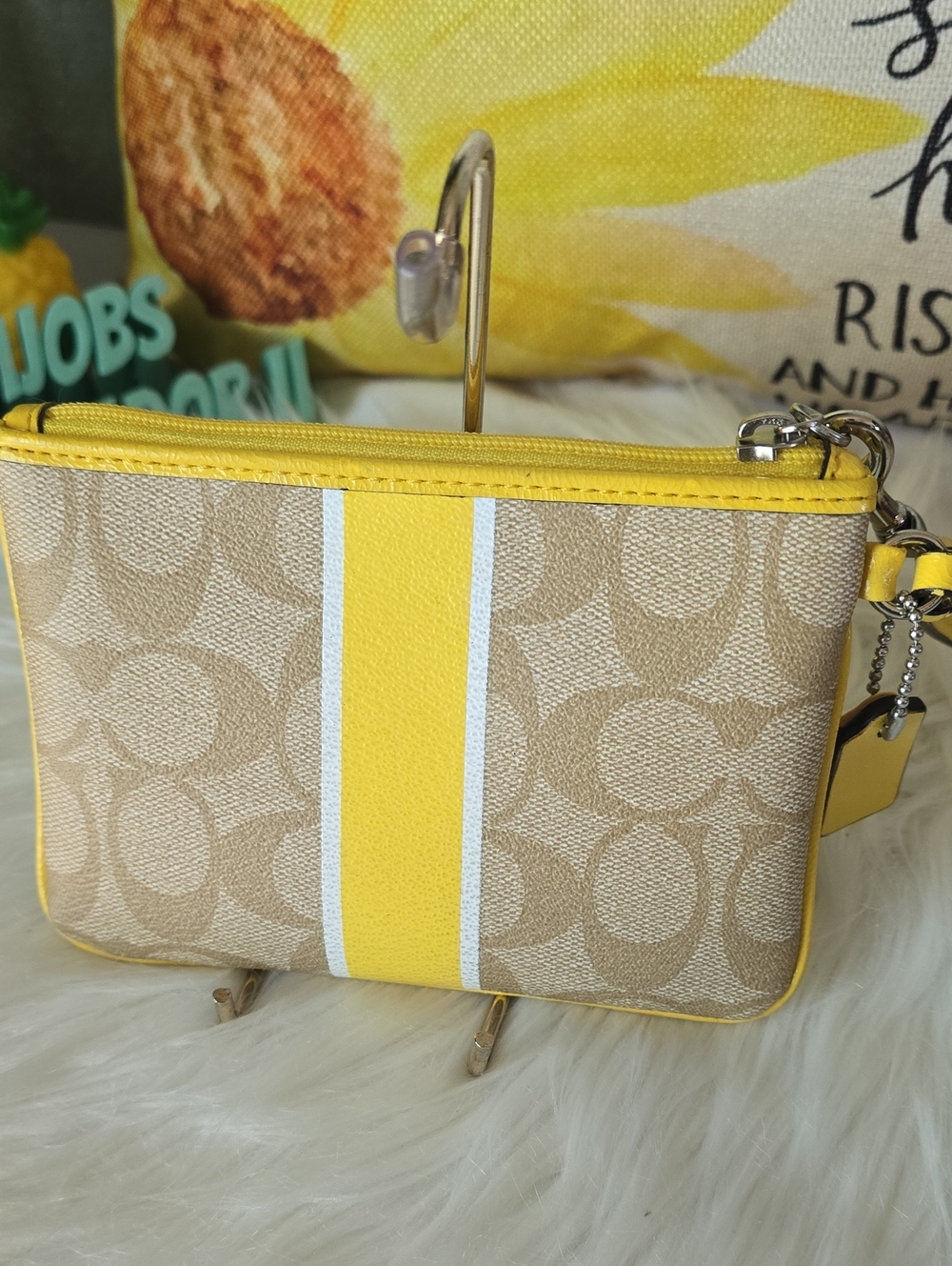 Coach Beige Signature Canvas Wristlet with Yellow Stripe And Hangtag - Picture 3 of 15